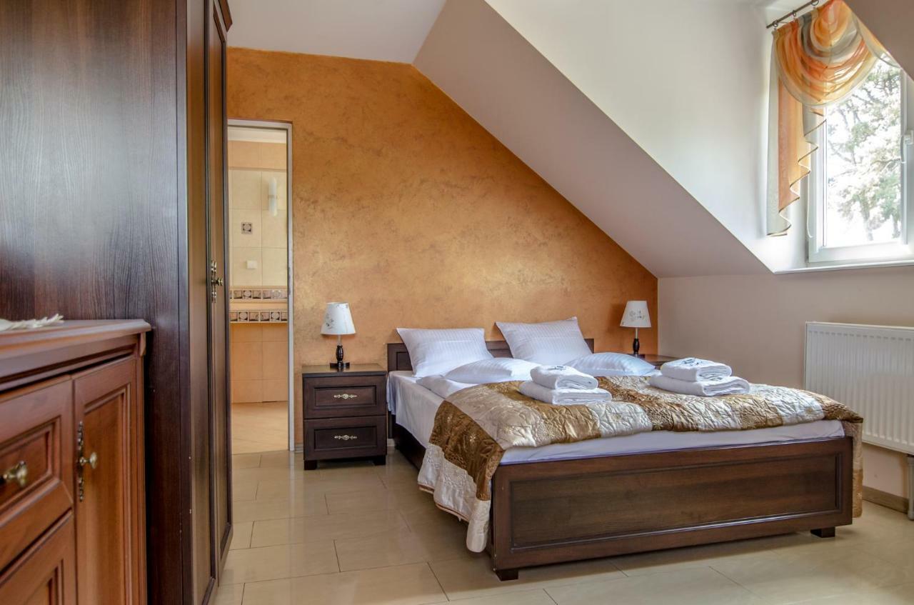 D.L.Blazkiewicz Bed and Breakfast Mielno  Eksteriør billede